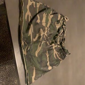 Camo mini skirt
